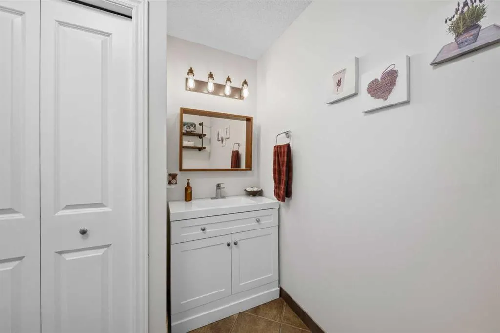 1375 Sunvista Way SE