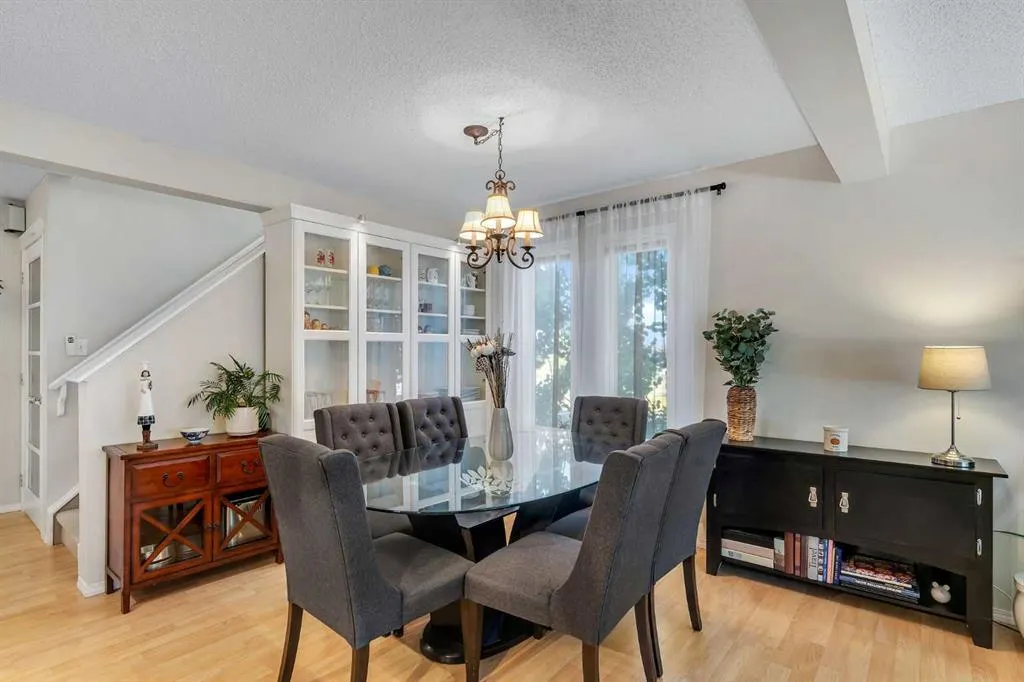 389 Sagewood Drive SW