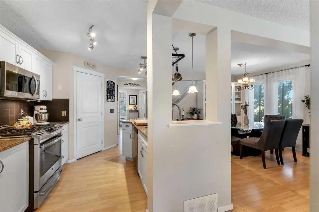 389 Sagewood Drive SW