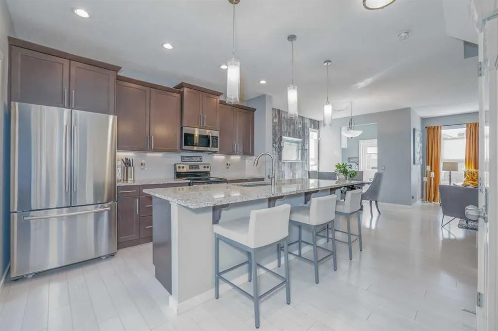 283 Mahogany Heights SE