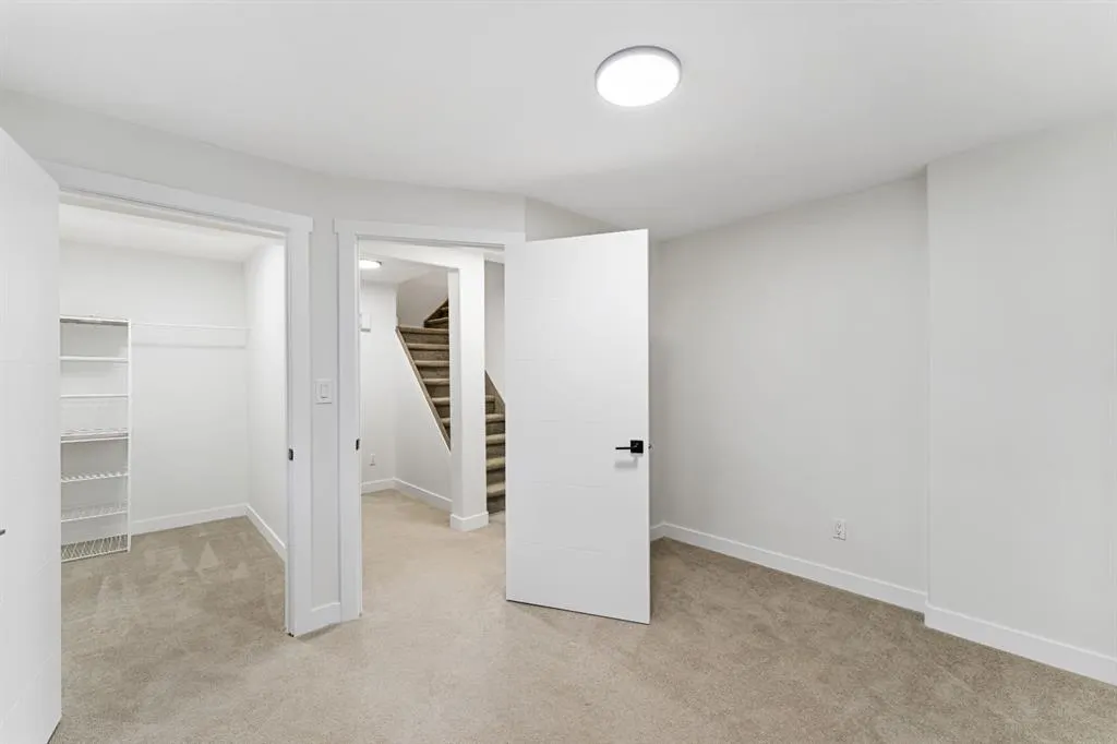 395 Millrise Drive SW