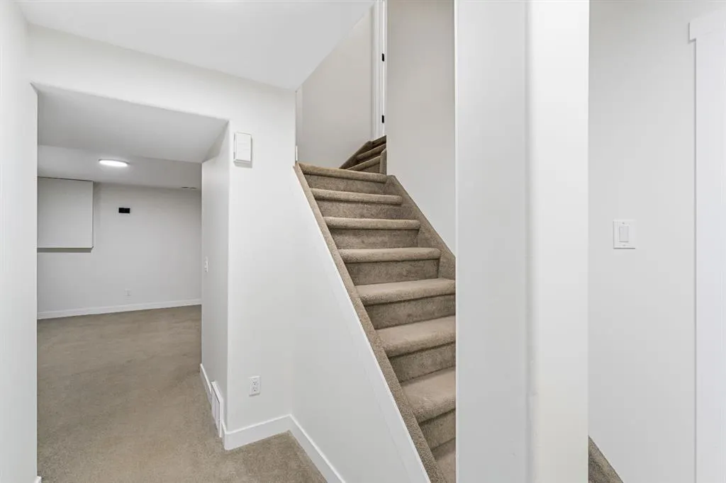 395 Millrise Drive SW