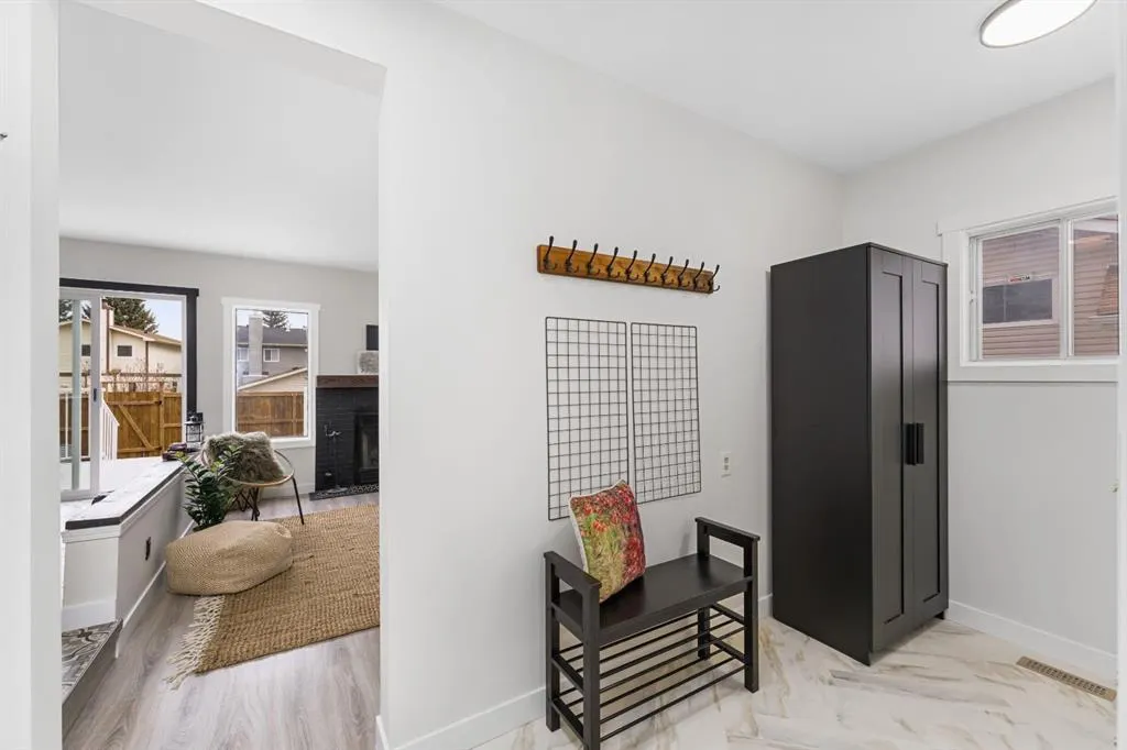 395 Millrise Drive SW