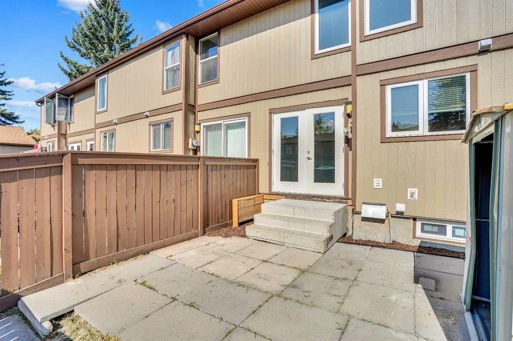 6103 Madigan Drive NE, #104