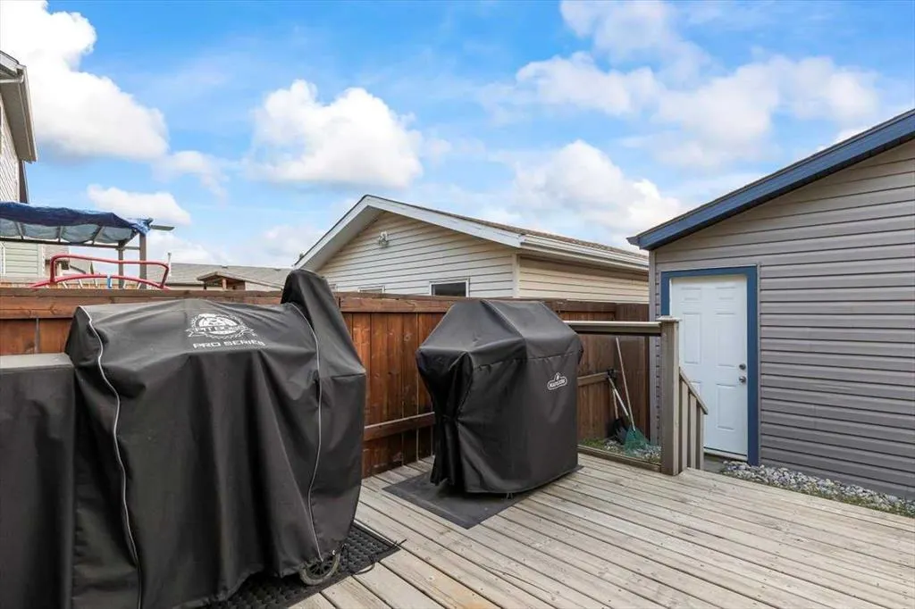 1303 New Brighton Park SE