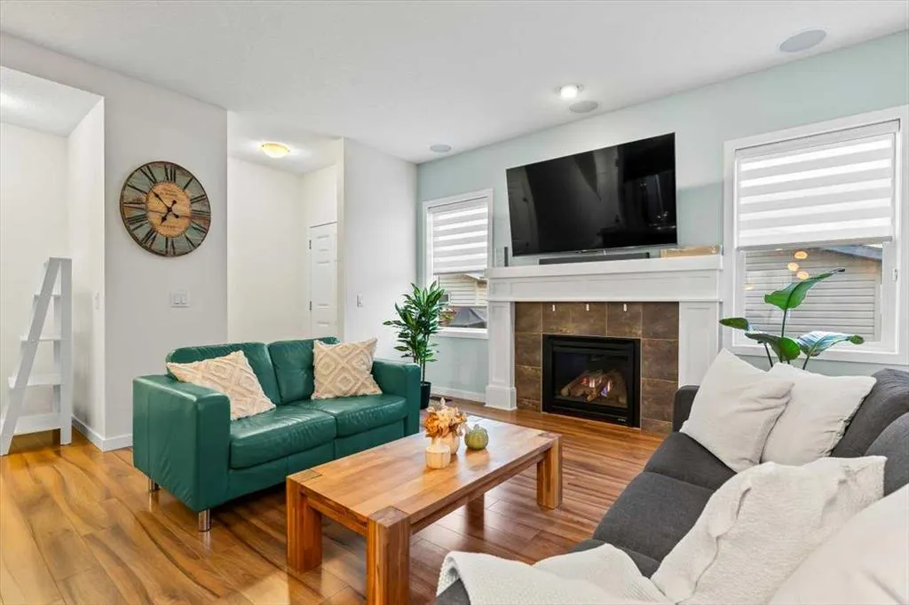 1303 New Brighton Park SE