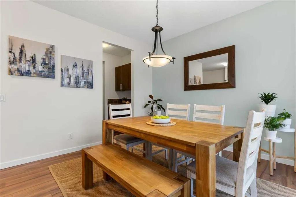 1303 New Brighton Park SE