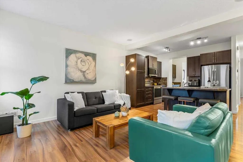 1303 New Brighton Park SE