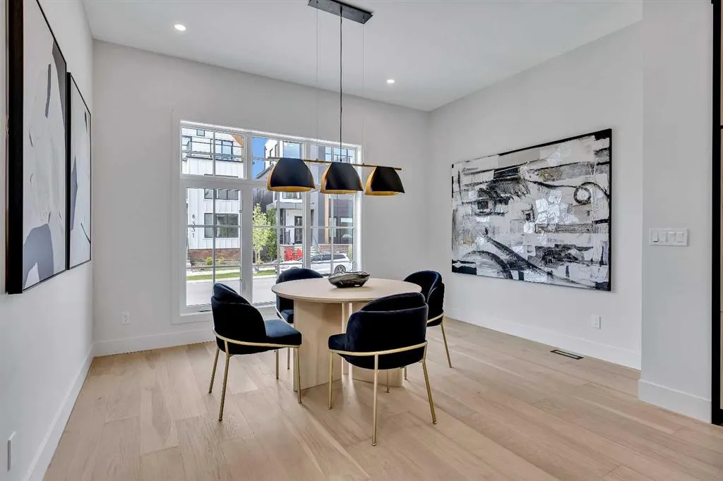 352 Normandy Drive SW