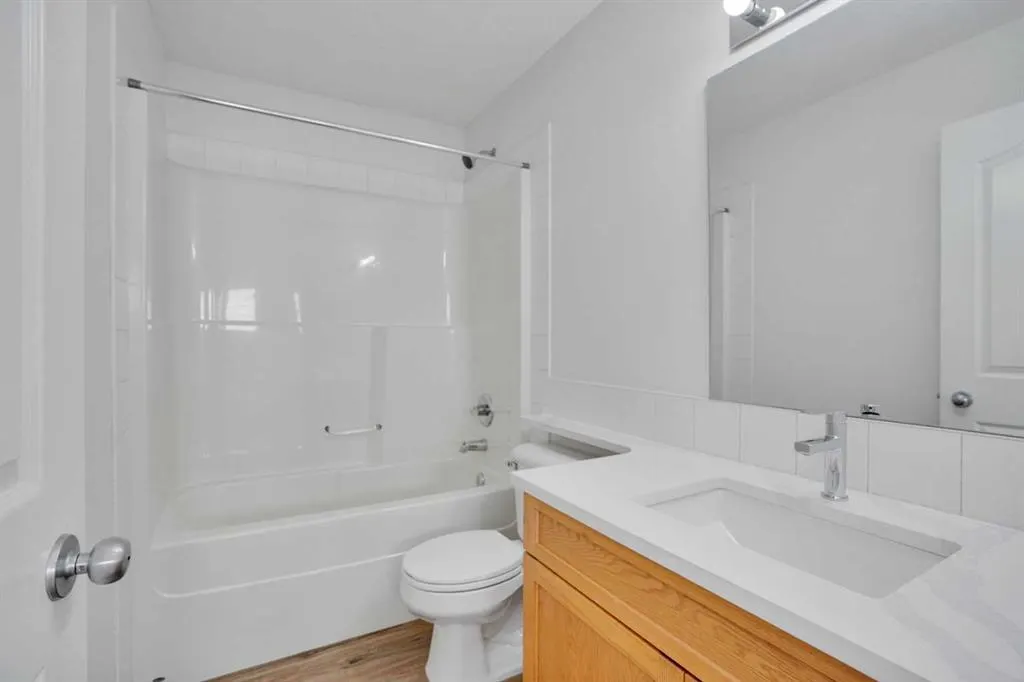 201 Copperstone Terrace SE