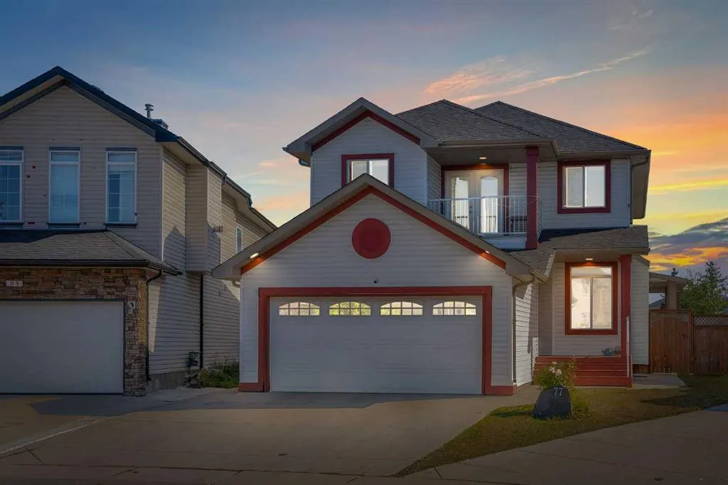77 Taralea Green NE