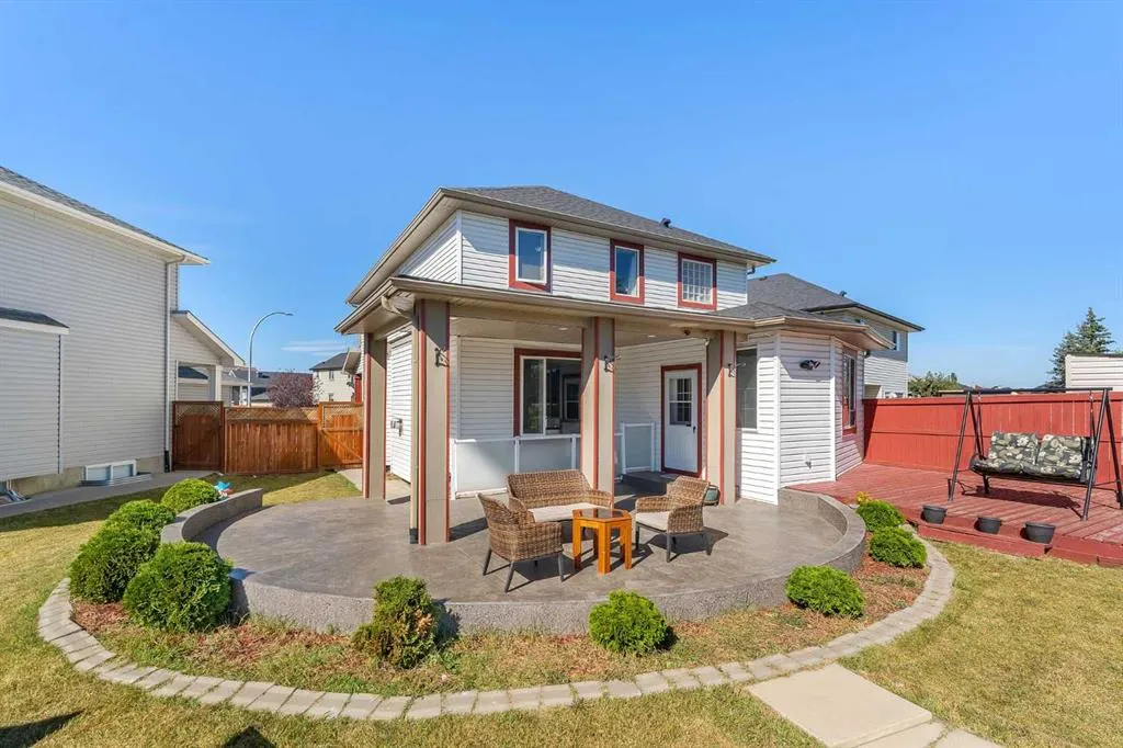 77 Taralea Green NE