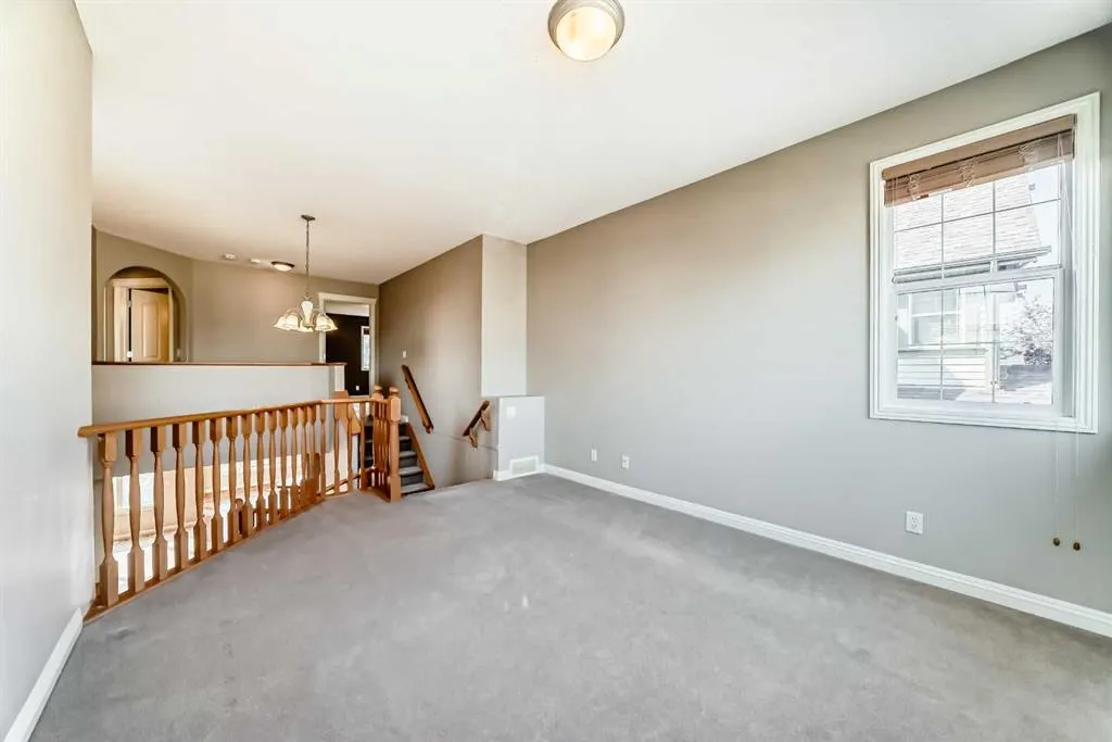 130 Panamount View NW