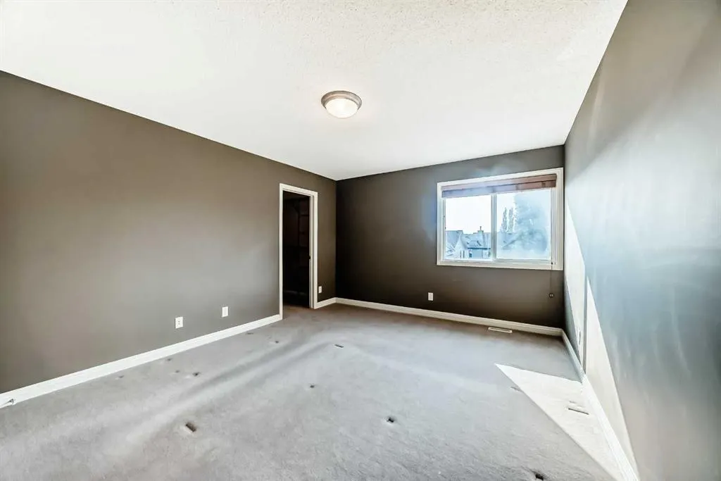 130 Panamount View NW