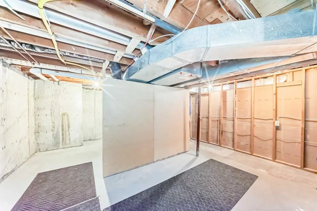 28 Woodfield Court SW