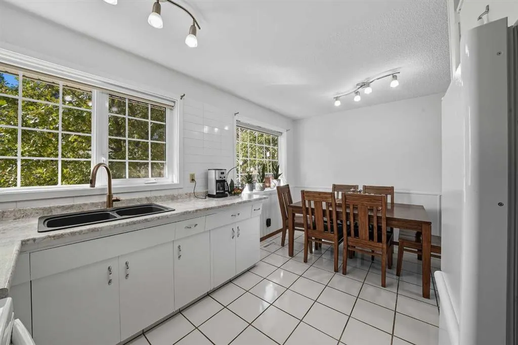 23 McKinnon Crescent