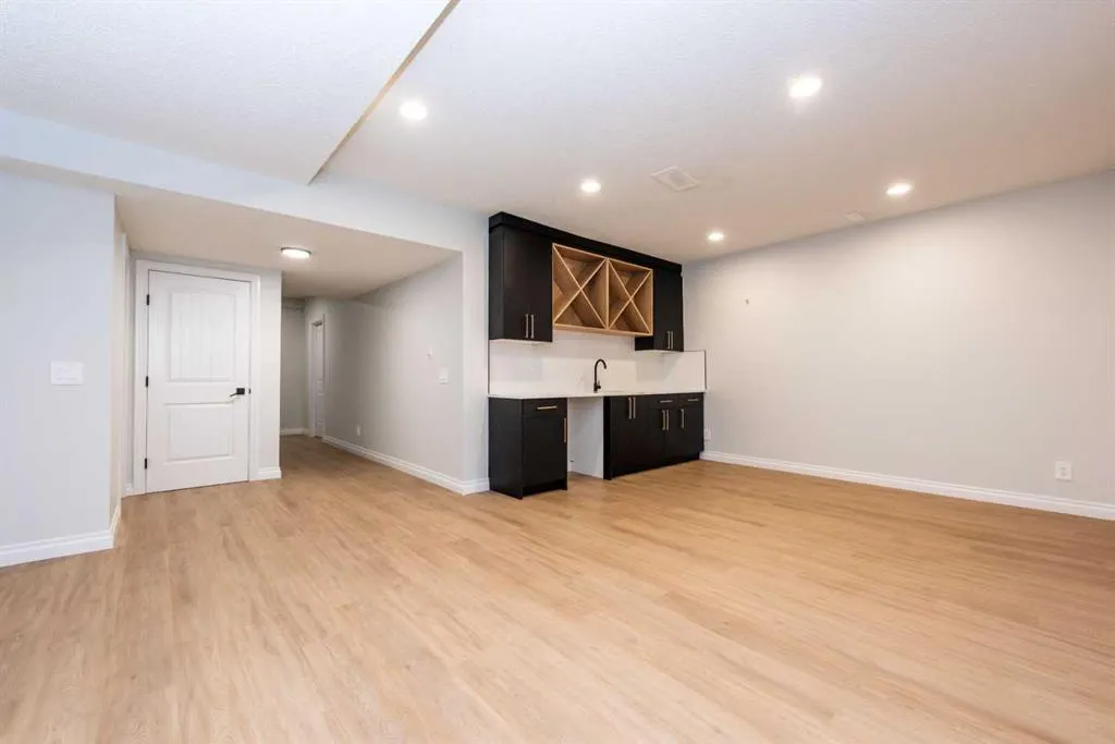181 Chapala Drive SE