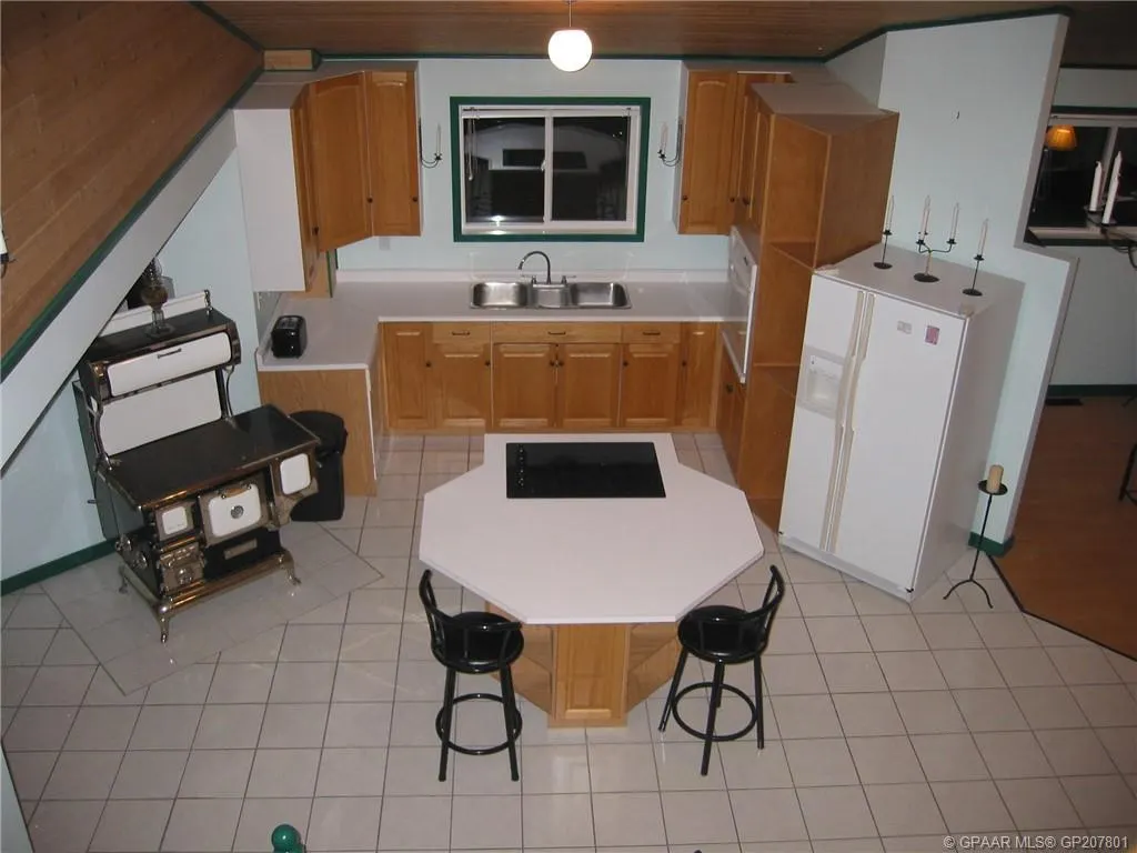 72598 Range Road 195