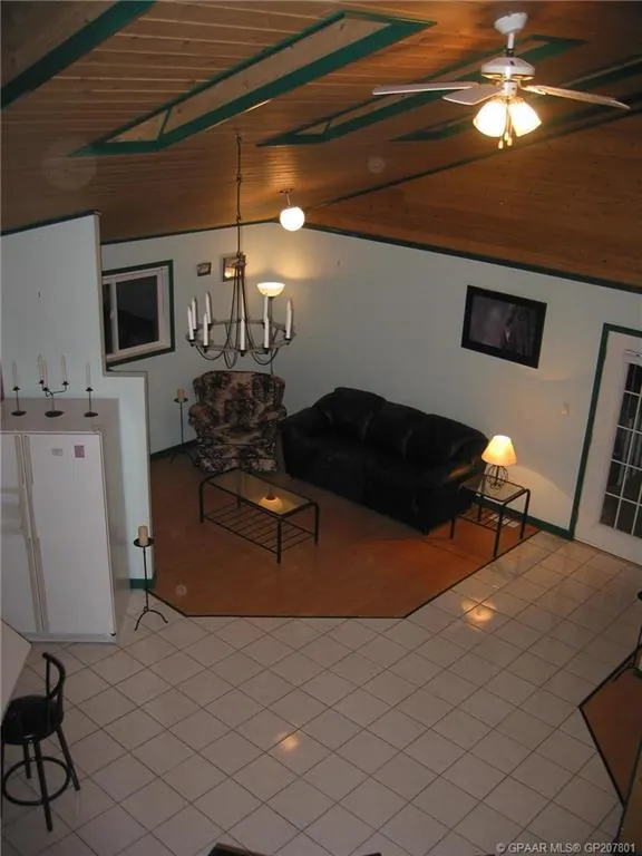 72598 Range Road 195