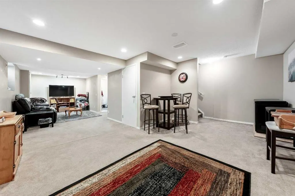 83 Prestwick Bay SE