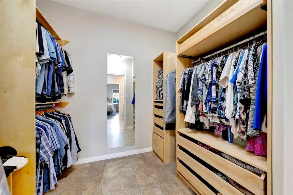 10077 TWP RD 520