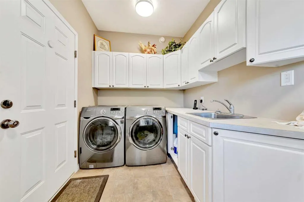 10077 TWP RD 520