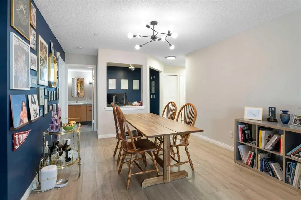 22 Richard Place SW, #141