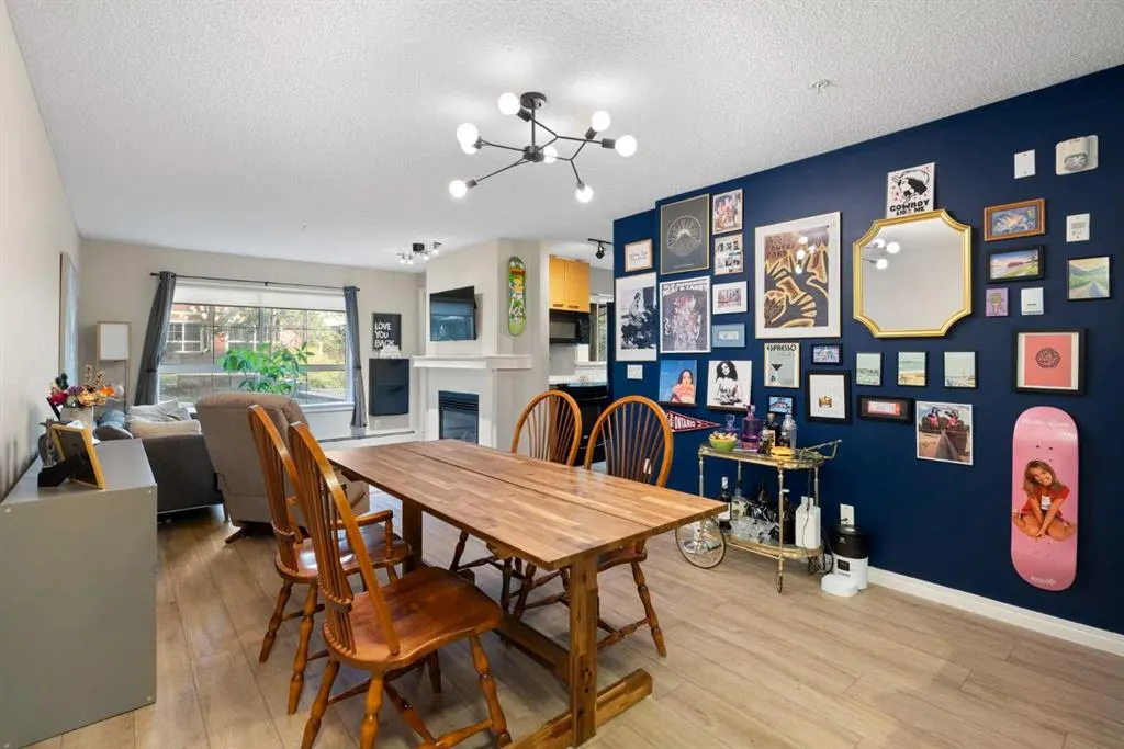 22 Richard Place SW, #141