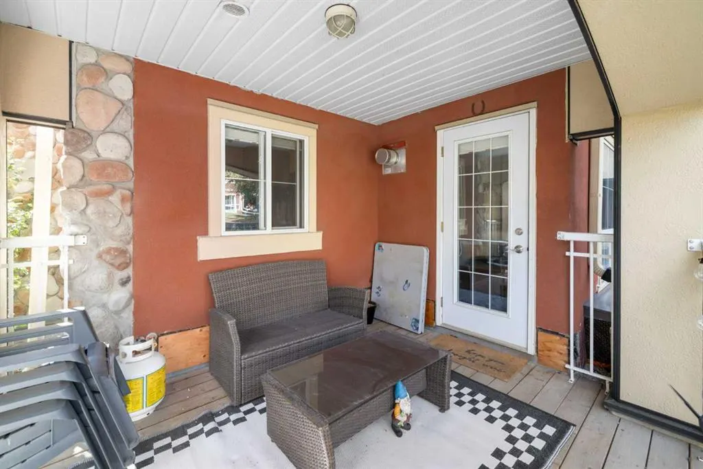 22 Richard Place SW, #141
