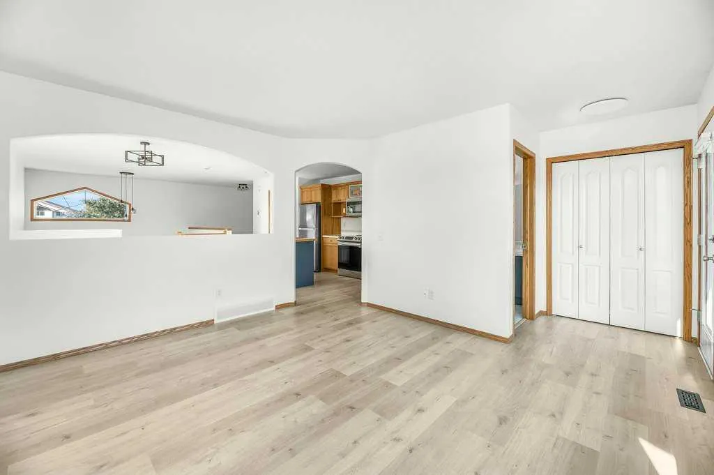 6220 Orr Drive, #112