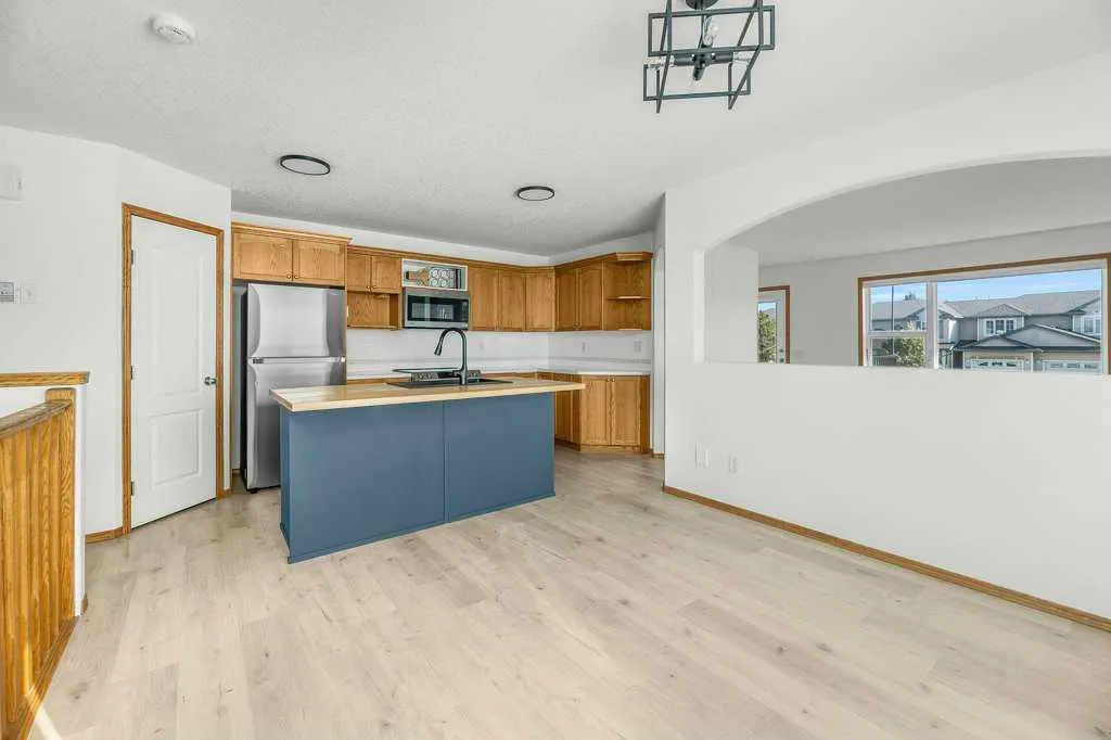 6220 Orr Drive, #112