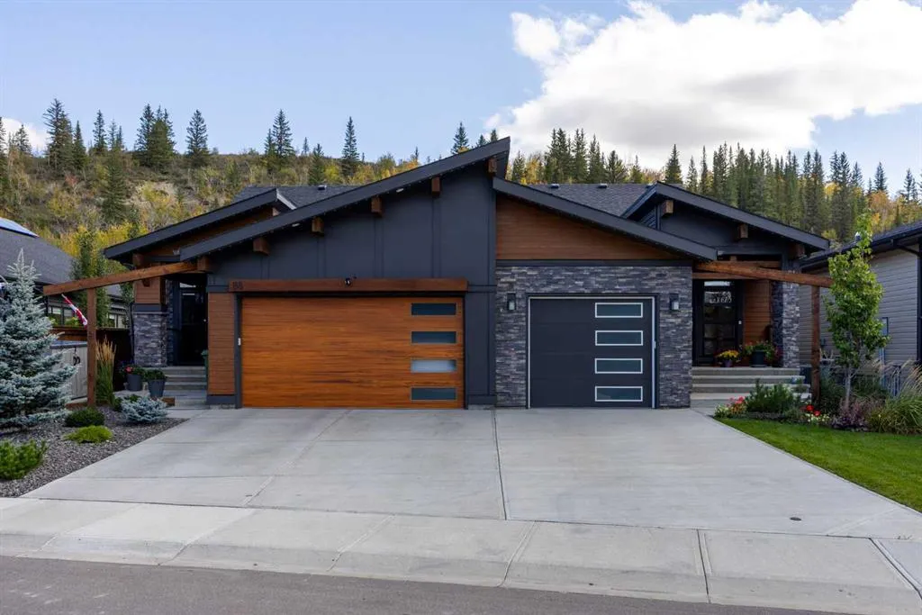 84 Riviera Court