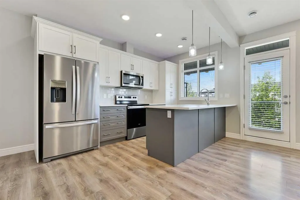19617 45 Street SE