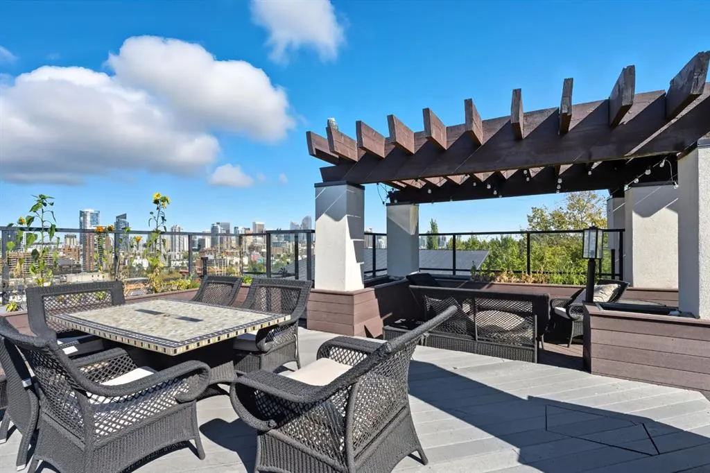 2307 14 Street SW, #207