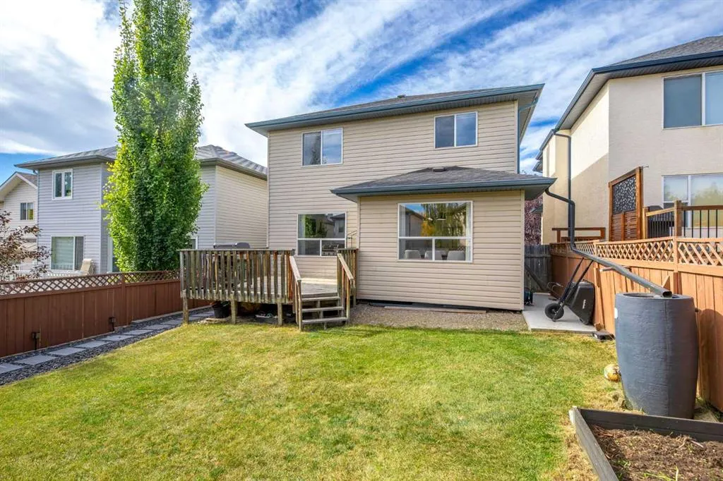 235 Tuscany Ridge View NW
