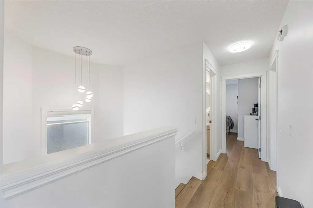 235 Tuscany Ridge View NW