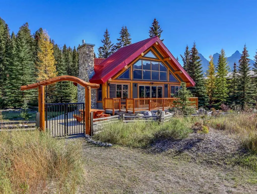 15 Canyon Road