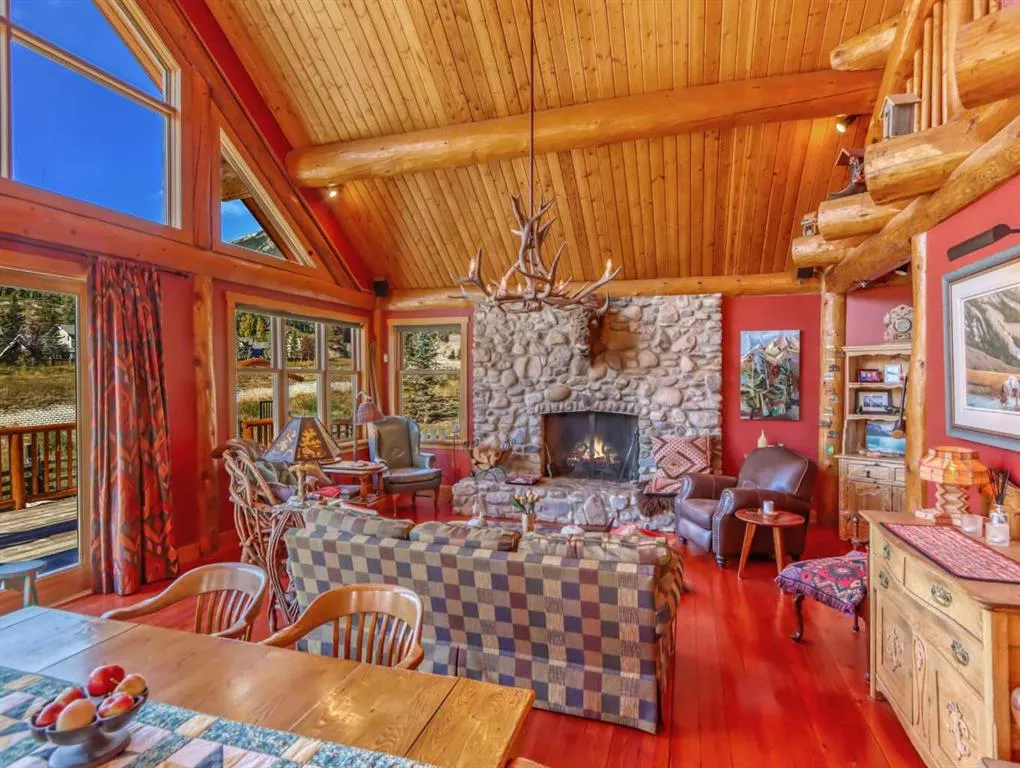15 Canyon Road