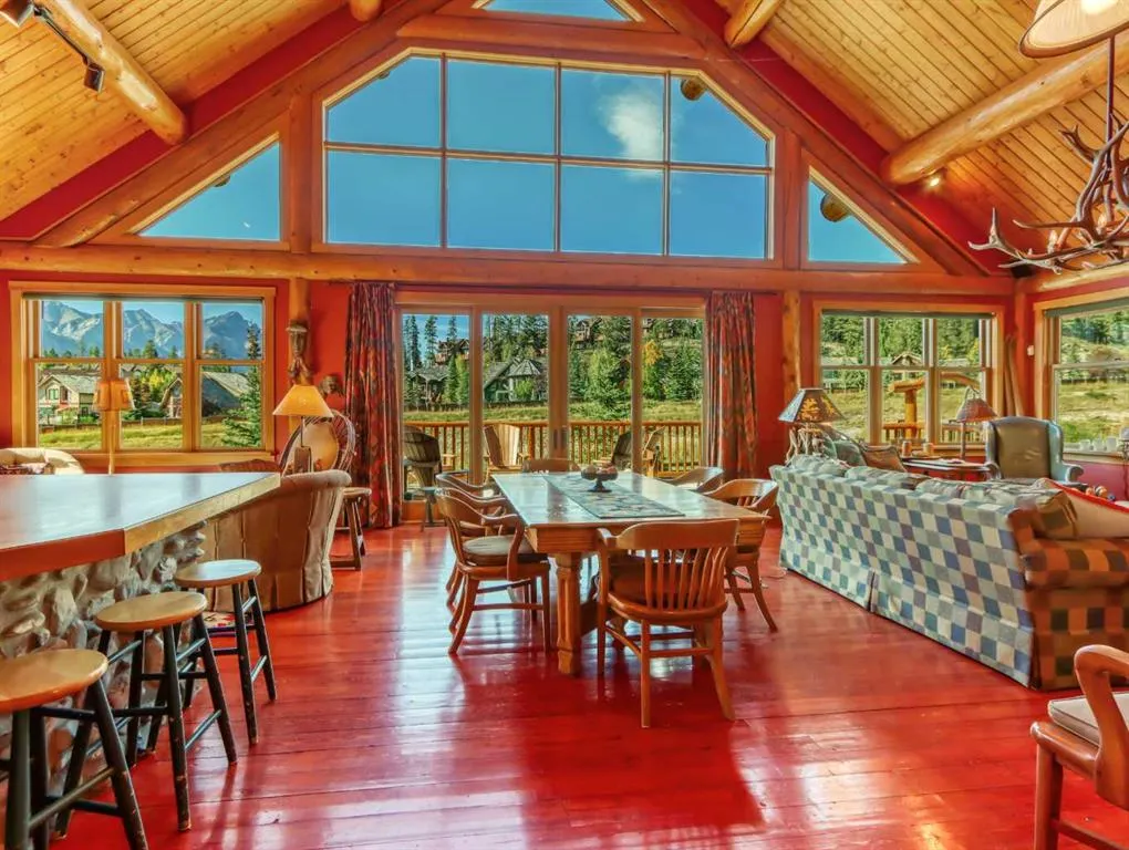 15 Canyon Road