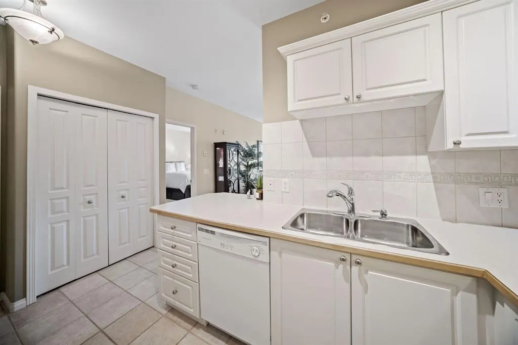 3213 Lake Fraser Court SE, ##