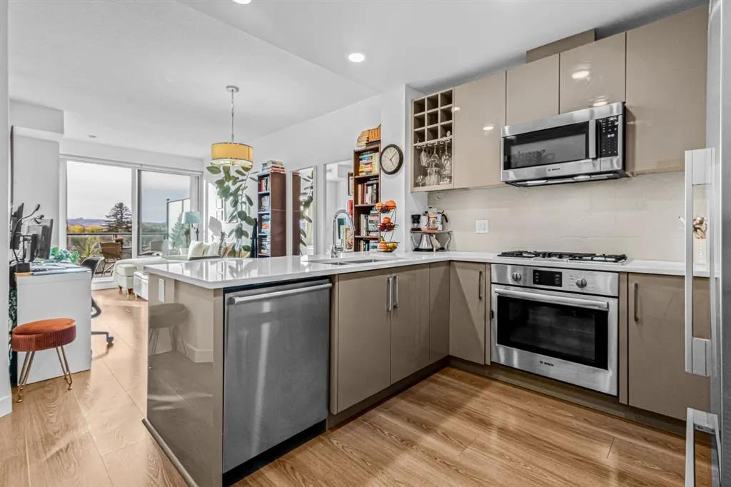 301 10 Street NW, #607