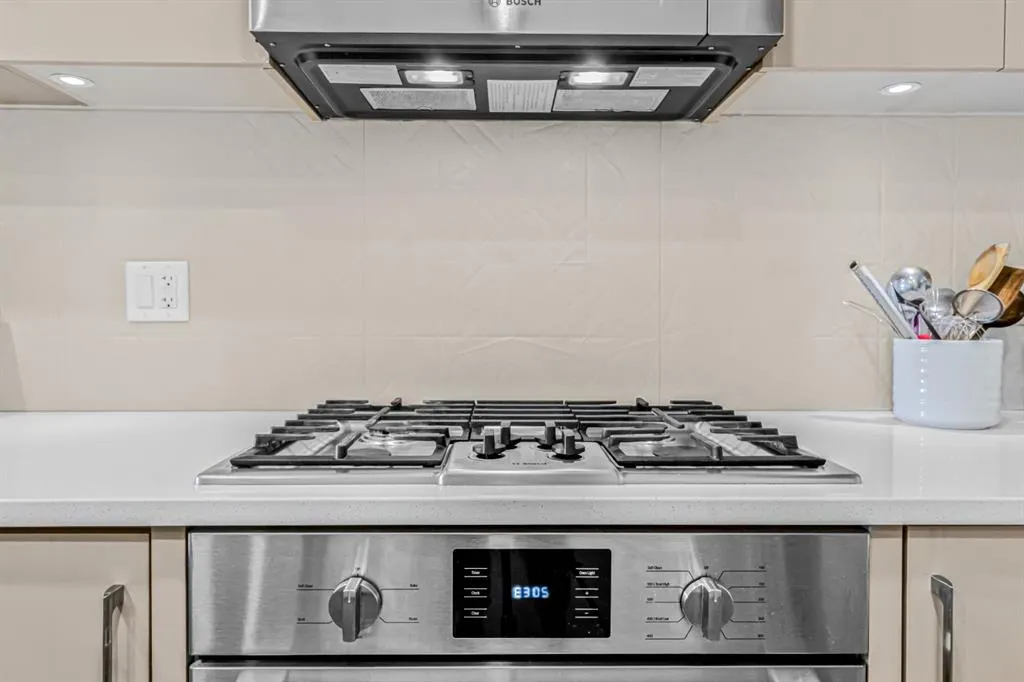 301 10 Street NW, #607