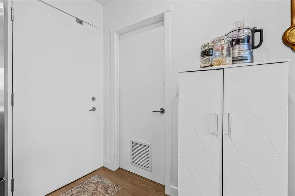 301 10 Street NW, #607