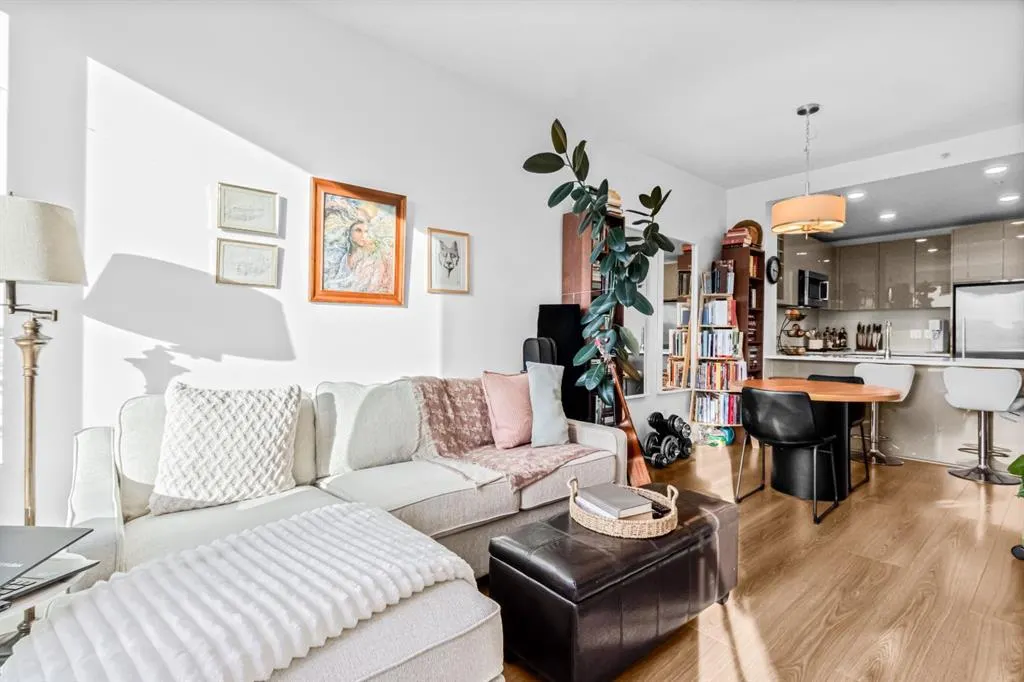 301 10 Street NW, #607