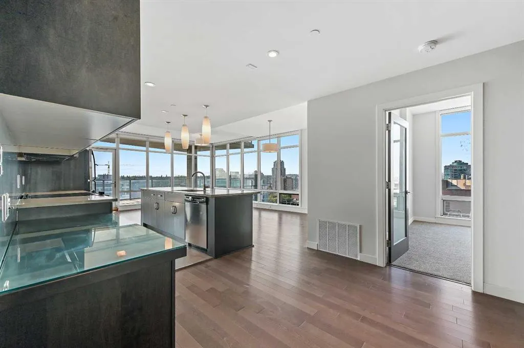 530 12 Avenue SW, #1401
