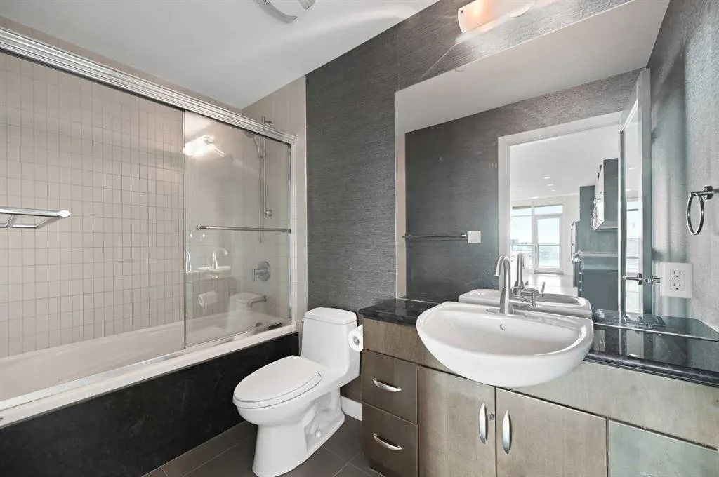 530 12 Avenue SW, #1401