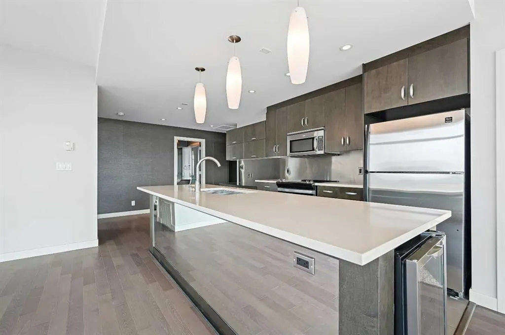 530 12 Avenue SW, #1401