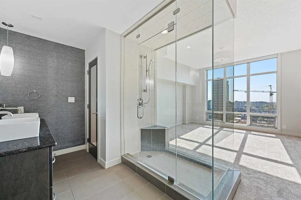 530 12 Avenue SW, #1401
