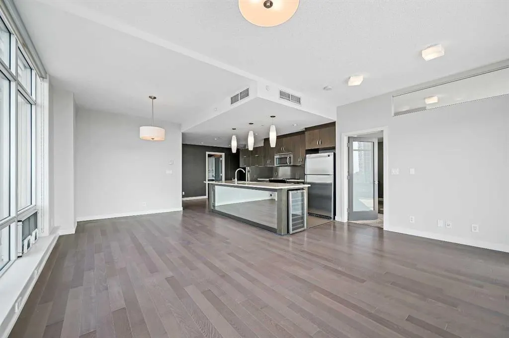 530 12 Avenue SW, #1401
