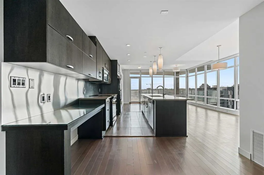 530 12 Avenue SW, #1401